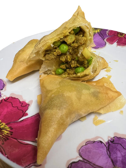 4 Piece Meat Pastry Small Samosa